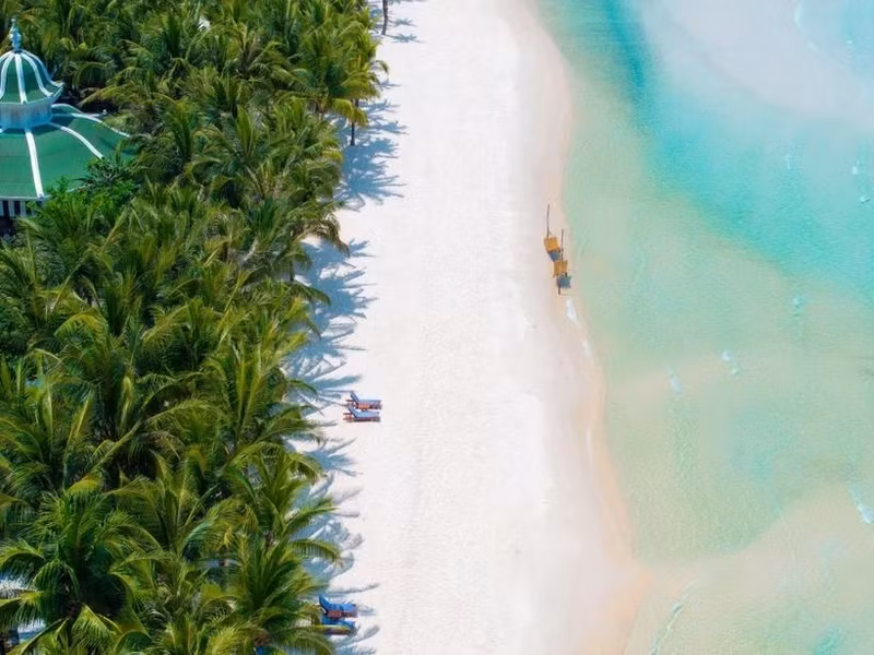Phu Quoc est considérée comme une destination balnéaire de premier plan au cours de la dernière décennie grâce à ses superbes plages telles que la plage de Kem au Sud de l'île. Phu Quoc est considérée comme une destination balnéaire de premier plan au cours de la dernière décennie grâce à ses superbes plages telles que la plage de Kem au Sud de l'île.