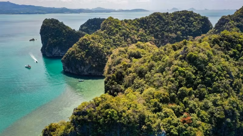 Cat Ba a l'ambition de devenir une île verte offrant des services touristiques de qualité. 
