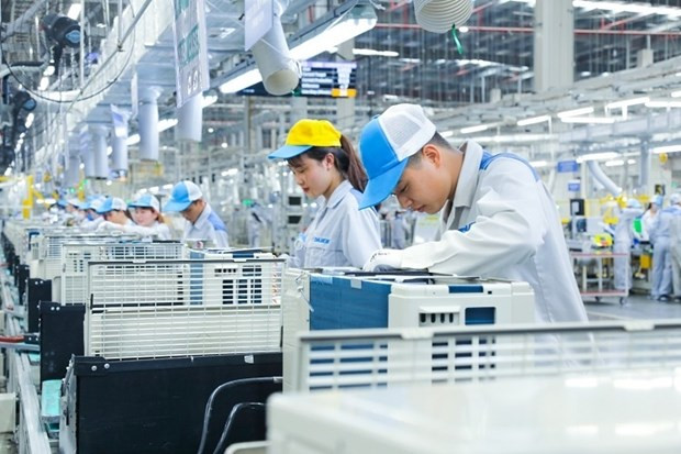 Les fonds d’IDE constitueront l’un des moteurs de la croissance économique du Vietnam d’ici la fin de l’année. Photo : tapchicongthuong
