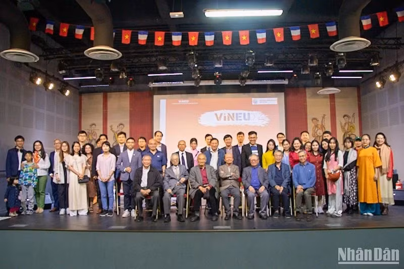 L'événement a attiré de nombreux jeunes vivant et étudiant en France. Photo : NDEL.