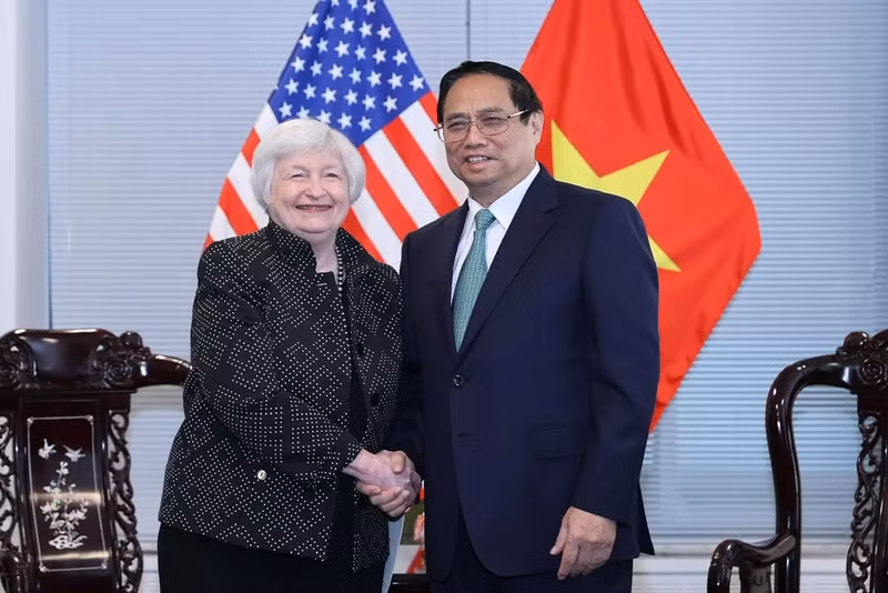 Le Premier ministre Pham Minh Chinh et la secrétaire américaine au Trésor, Janet Yellen. Photo : NDEL.