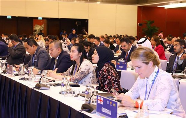 Les délégués participent à la clôture de la 9e Conférence mondiale des jeunes parlementaires. Photo: VNA
