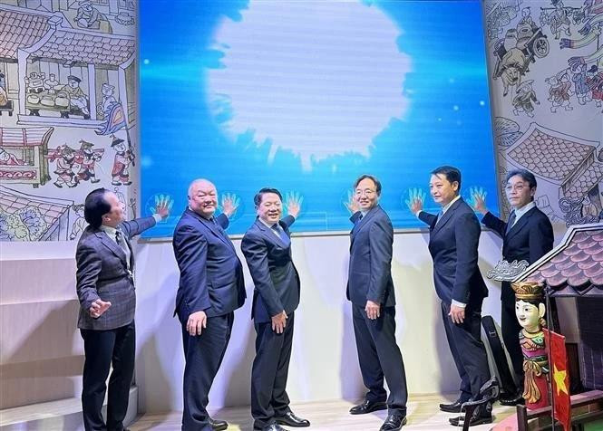 Ouverture de la Semaine de la Marque Nationale à l’Exposition universelle 2025 à Osaka. Photo : VNA. 