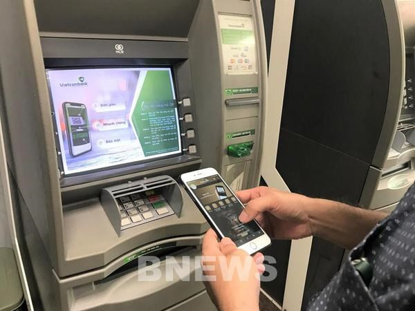 Le PM demande des mesures pour répondre aux besoins de paiement des organisations de crédit avant et pendant le Nouvel An et le Nouvel An lunaire. Photo : VNA