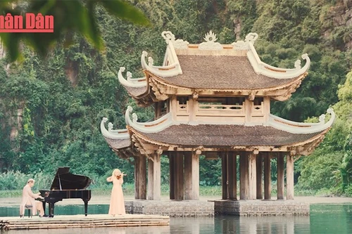 Secret Garden et chanson du patrimoine de Ninh Binh
