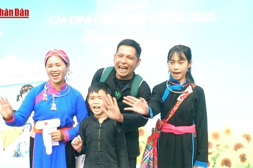 Le « bonheur du peuple », la mesure de toutes les politiques et directives