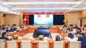 La 42ᵉ session du Comité intergouvernemental Vietnam - Cuba sur la coopération économique et scientifique et technique se tient du 27 août au 2 septembre à Hanoï. Photo : VNA.