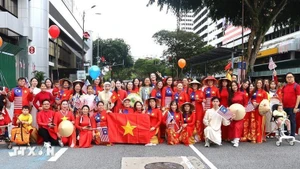 Un grand nombre de Vietnamiens résidant en Malaisie ont assisté à l'événement à Kuala Lumpur. Photo : Vien Luyen/VNA