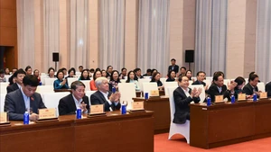 Le président de l’Assemblée nationale Trân Thanh Mân lors de la réunion. Photo : VNA