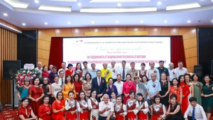 Délégués participant au programme de rencontre. Photo : Association d’amitié Vietnam–Bulgarie de la ville de Hanoi.
