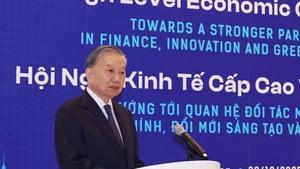 Le secrétaire général To Lam prononce un discours à la Conférence économique de haut niveau Vietnam – Royaume-Uni.