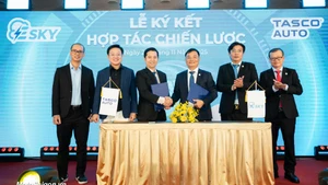 Tasco Auto s’associe à Esky pour développer un réseau d’infrastructures de bornes de recharge rapide pour véhicules électriques