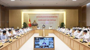 Le PM Pham Minh Chinh : faire du pays “une armée en marche” pour l’industrie des semi-conducteurs