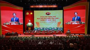 Le Premier ministre Pham Minh Chinh s'exprime lors de la séance préparatoire du 1er Congrès de l’organisation du Parti du gouvernement pour le mandat 2025–2030. Photo : VNA.