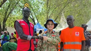 Activité CIMIC empreinte de sens des médecins militaires vietnamiens à Bentiu, au Soudan du Sud.