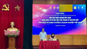 Conférence de presse sur le 5ᵉ Forum national “Culture et Entreprise". Photo : VGP.