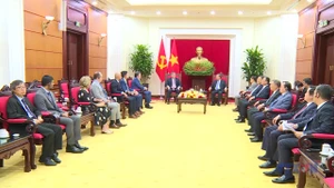 Le leader du Parti salue la présence renforcée de Murphy Oil au Vietnam