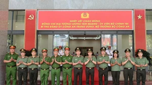 Assurer l'ordre et la discipline pour faire de Ho Chi Minh-Ville un pôle économique régional de premier plan