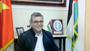 L'ambassadeur de Palestine au Vietnam Saadi Salama. 