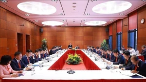 La séance préparatoire du Premier Congrès de l’organisation du Parti du gouvernement pour le mandat 2025-2030, tenue l’après-midi du 12 octobre. Photo : VNA.