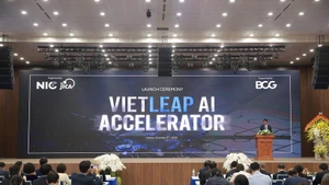 Lancement du programme d’accélération des startups en IA au Vietnam – VietLeap AI Accelerator, à Hanoi, le 2 octobre. Photo : NIC