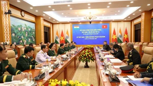 Le 15e Dialogue sur la politique de défense Vietnam-Inde, le 10 novembre à Hanoï. Photo : VNA.