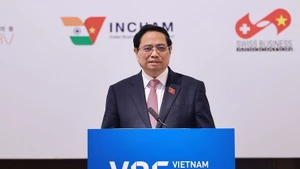 Le Premier ministre Pham Minh Chinh s'exprime au VBF. Photo : VNA.