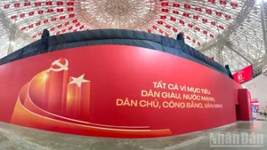L’exposition « 80 ans de marche vers l’indépendance, la liberté et le bonheur » se tiendra du 28 août au 5 septembre au Centre national des foires et expositions (à Dong Anh, en banlieue de la capitale Hanoi du Vietnam).