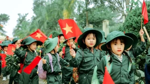 Cultiver l’amour de la Patrie à travers des gestes simples