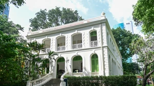 Construite en 1872, la résidence du consul général de France à Ho Chi Minh-Ville incarne l’architecture indochinoise. 