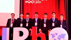 La délégation vietnamienne participe à la 55e édition des Olympiades Internationales de Physique (IPhO). Photo : MOET.