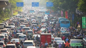 Hanoï entend mieux maîtriser les enjeux urbains, améliorer la qualité de vie et le confort de ses habitants. Photo : QĐND.