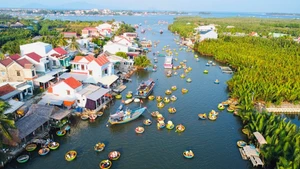 Le village de Cam Thanh figure parmi les 20 plus beaux villages du monde selon Forbes. Photo : laodong.