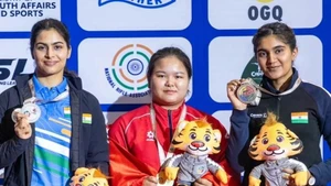 Nguyên Thyy Trang remporte la médaille d’or pour le Vietnam aux Championnats d’Asie de tir à la carabine et au pistolet 2026, en Inde, le 9 février. Photo: Page de fans Sports du Vietnam