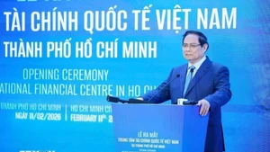 Le PM annonce le lancement du Centre financier international du Vietnam à Hô Chi Minh-Ville