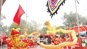 Lors de la cérémonie d’ouverture de la fête du printemps lunaire du Cheval 2026 au site national spécial du temple de Hat Mon (commune de Hat Mon), l’atmosphère festive a illustré cette dynamique.