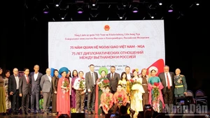 Célébration du 75e anniversaire des relations diplomatiques Vietnam–Russie