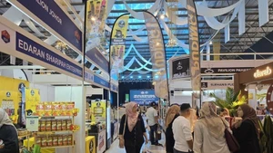 Les visiteurs au Festival international Halal de Malacca. Photo: VNA