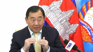 Suos Yara, vice-président de la Commission des relations extérieures du Comité central du Parti du peuple cambodgien (PPC) et porte-parole du PPC. Photo : VNA.