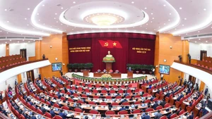 Délégués participant au deuxième plénum du Comité central du Parti du XIVe mandat. Photo : VNA.