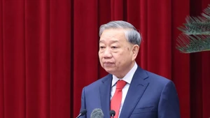 Le secrétaire général To Lam s'exprime à l'ouverture du 2e Plénum du Comité central du Parti. Photo : VNA.