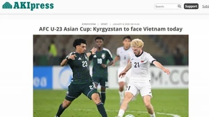 Le quotidien Aki Press souligne que les joueurs vietnamiens abordent ce choc avec un capital confiance élevé après leur victoire convaincante (2-0) face à la Jordanie. Photo : VNA.