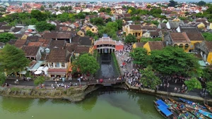 La vieille ville de Hôi An vue d'en haut. Photo : VNA.