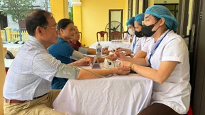 Vers l'objectif d'un suivi de la santé des citoyens tout au long de la vie