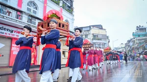 L’intense saveur du Tet d’antan qui se répand dans la vieille ville de Hanoï