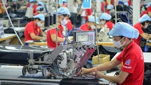 Le Vietnam devient un aimant en termes d'investissements directs étrangers. Photo : VNA