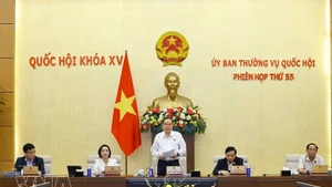 Le président de l’Assemblée nationale, Tran Thanh Man, préside la 55e réunion du Comité permanent de l’Assemblée nationale. Photo : VNA.