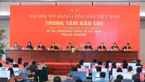 Conférence de presse internationale consacrée au XIVe Congrès national du Parti