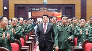 Le président Luong Cuong à la Conférence politico-militaire de l'Armée. Photo : VNA.