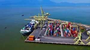 Le commerce en 2025 connaît un essor porté par une base macroéconomique stable et une intégration internationale approfondie.